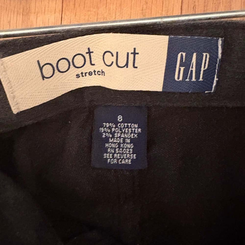 GAP Embroidered Pants - Picture 2 of 5